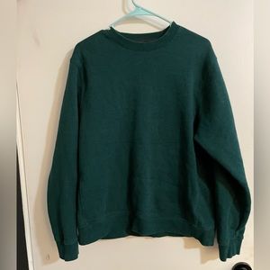 Dark green pullover crewneck